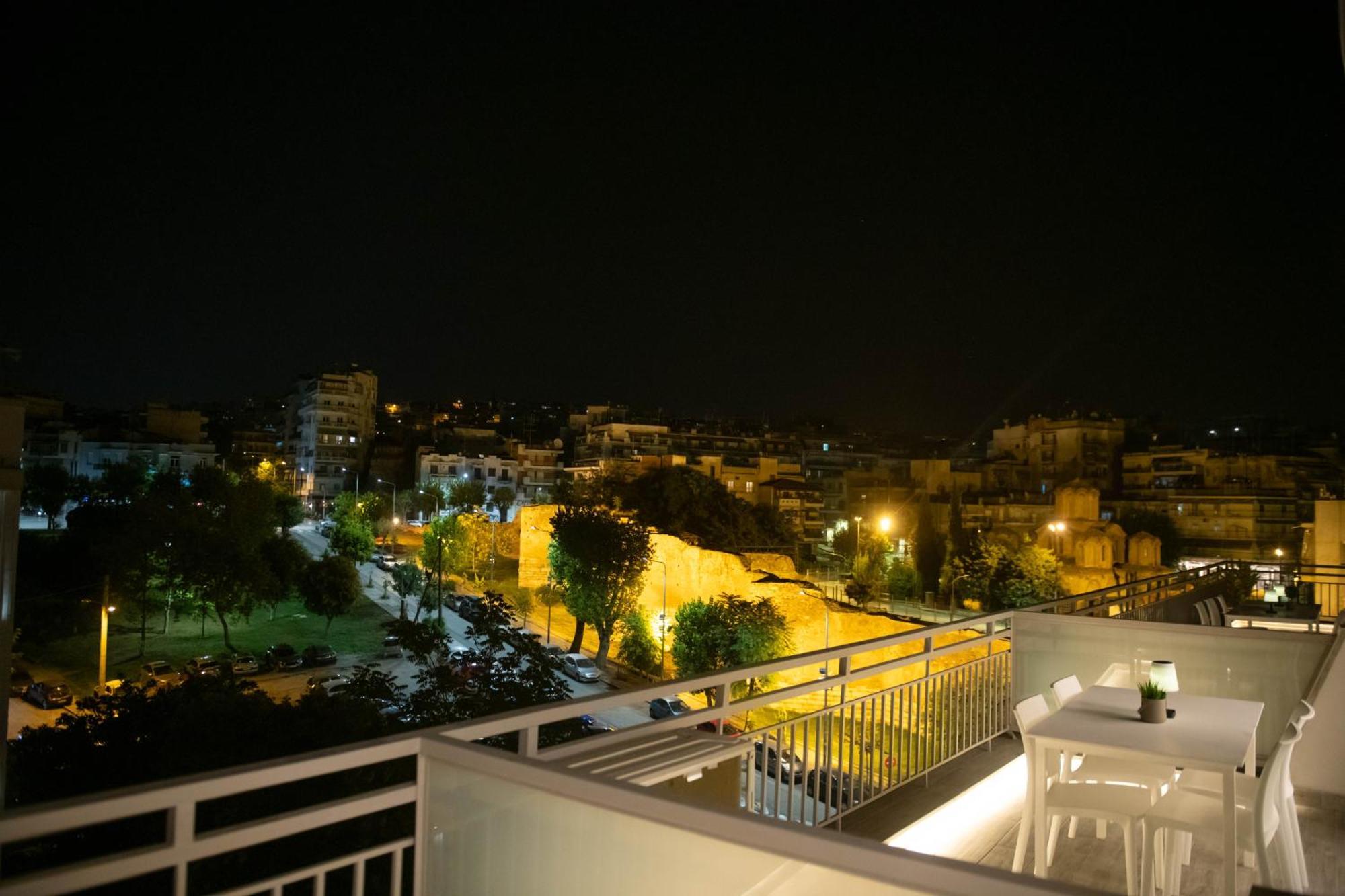 Skia Luxury Living Above The Walls テッサロニキ エクステリア 写真